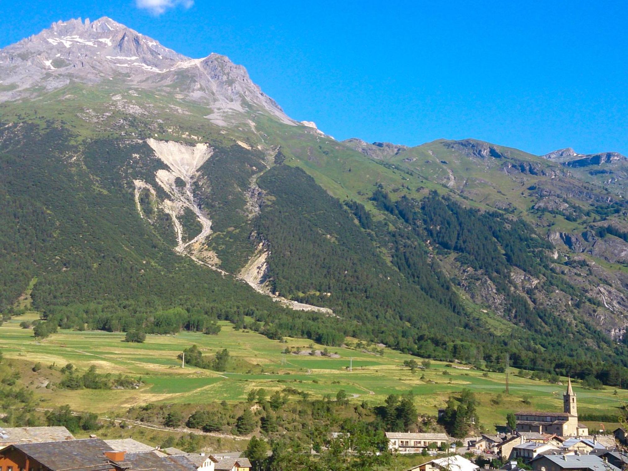 Aux Portes Du Parc National De La Vanoise Appartement Termignon Val Cenis Avec Wifi Bagian luar foto