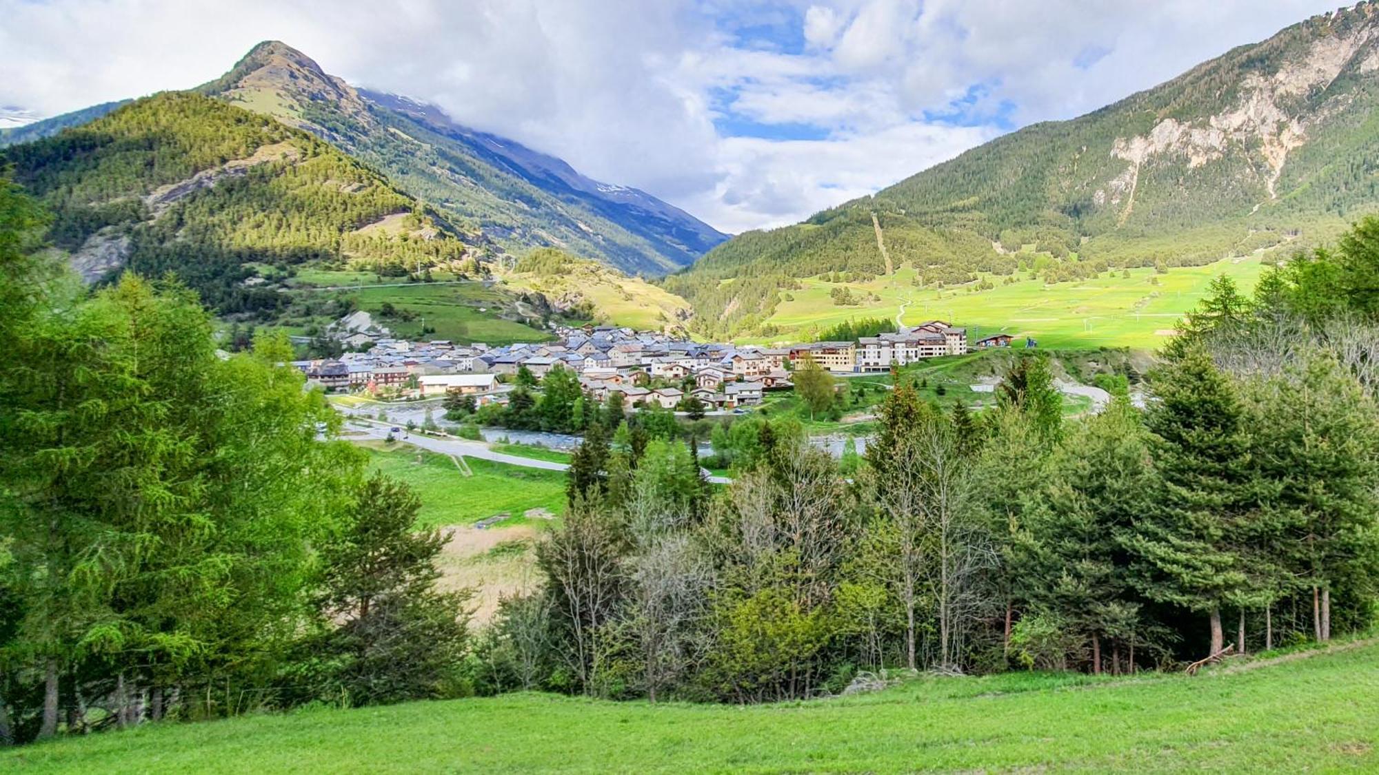 Aux Portes Du Parc National De La Vanoise Appartement Termignon Val Cenis Avec Wifi Bagian luar foto