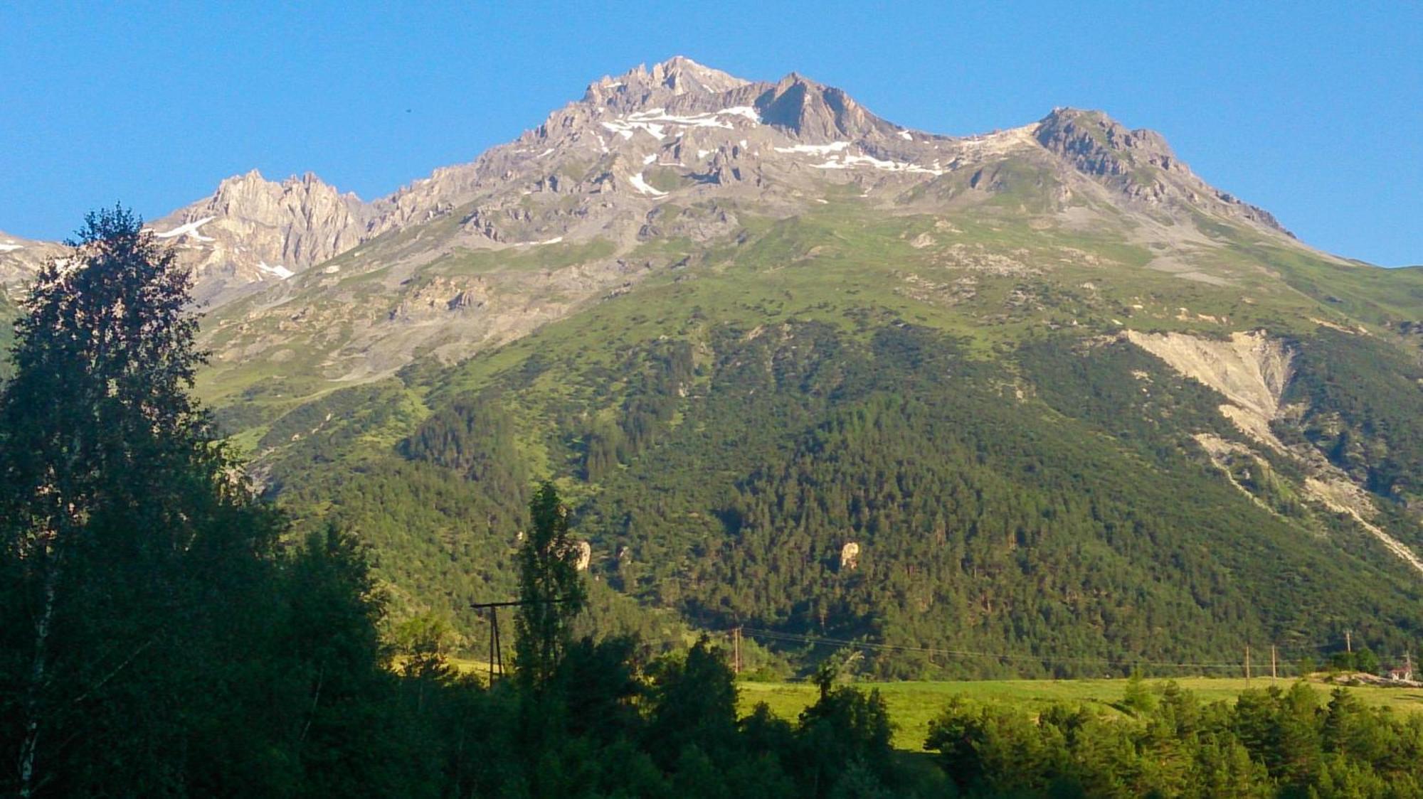 Aux Portes Du Parc National De La Vanoise Appartement Termignon Val Cenis Avec Wifi Bagian luar foto